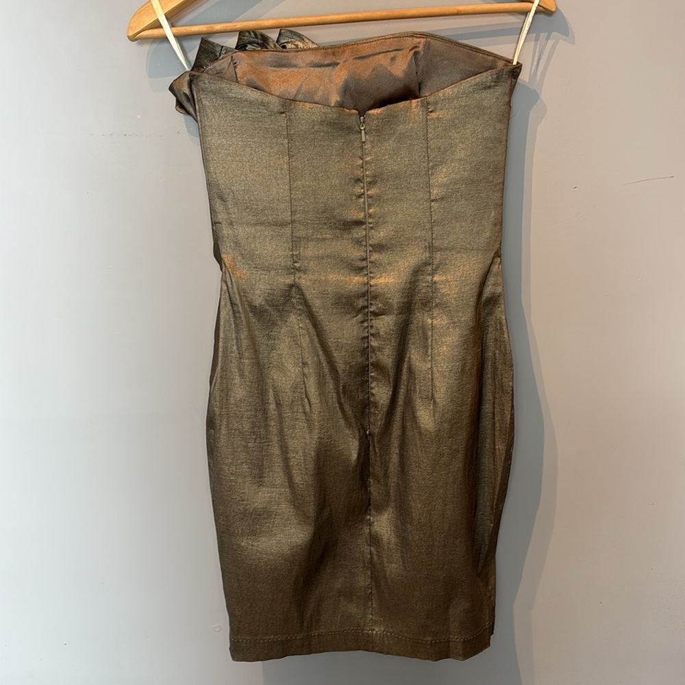 Jessica McClintock Strapless Pleated Stretchy Gold Dress - Picture 3 of 7